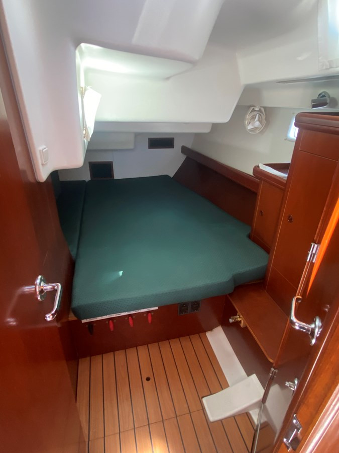 https://arconyachts.ams3.digitaloceanspaces.com/144290/conversions/large_3582856-optimize.jpg