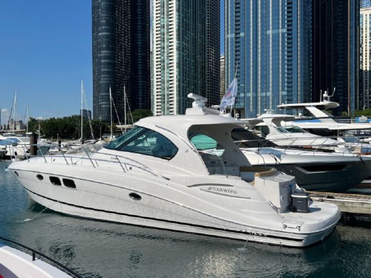 https://arconyachts.ams3.digitaloceanspaces.com/144349/conversions/large_3975381-optimize.jpg