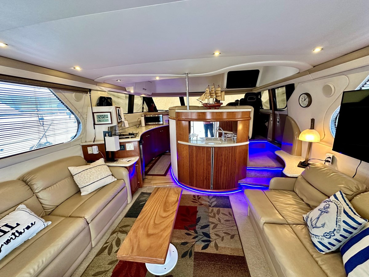https://arconyachts.ams3.digitaloceanspaces.com/144426/conversions/large_3984035-optimize.jpg