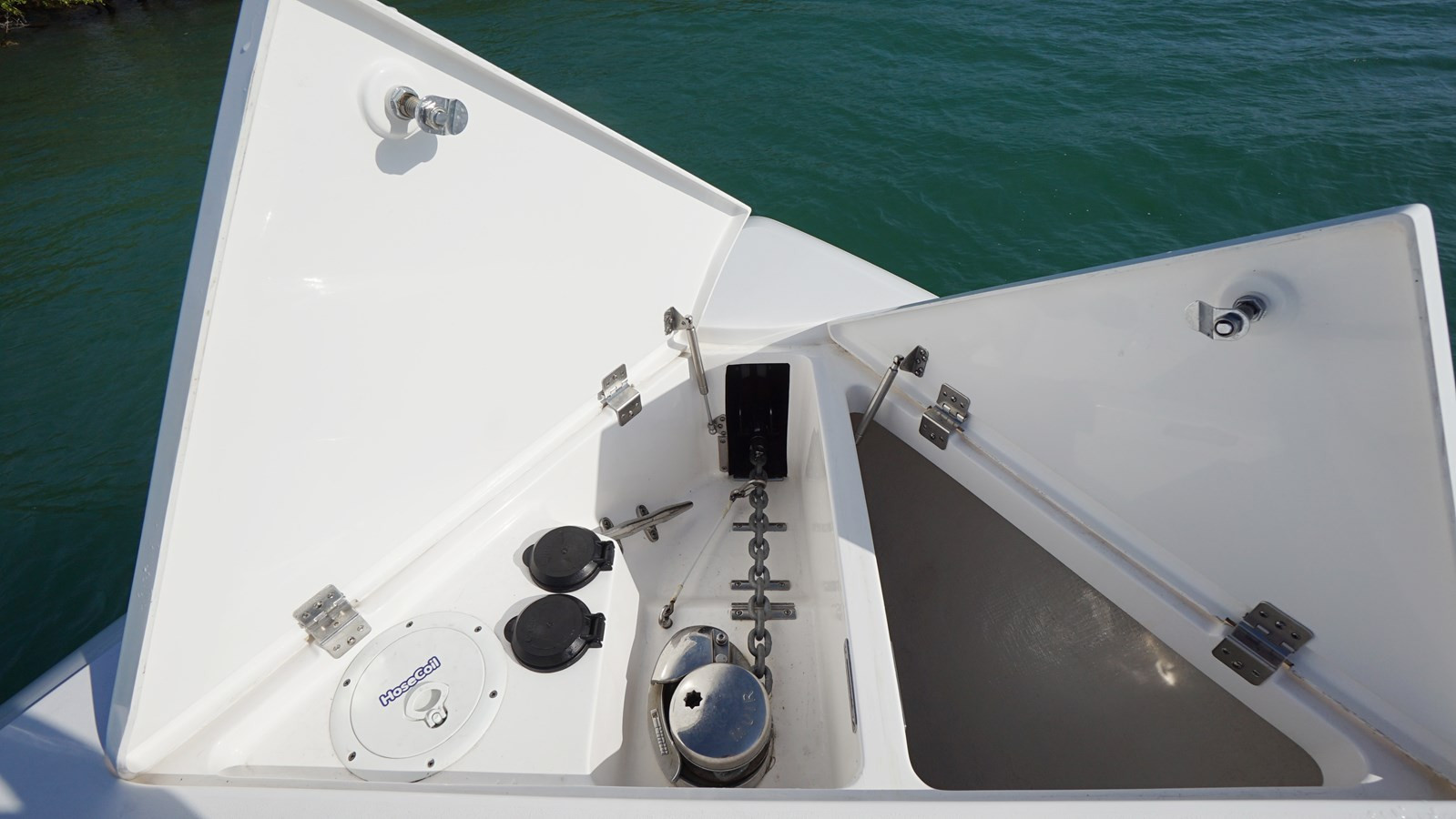 https://arconyachts.ams3.digitaloceanspaces.com/144578/conversions/large_4058212-optimize.jpg