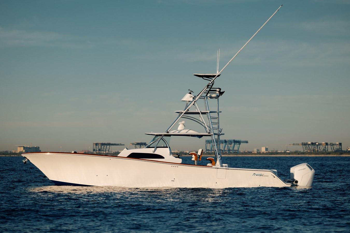 https://arconyachts.ams3.digitaloceanspaces.com/144802/conversions/large_4599644-optimize.jpg
