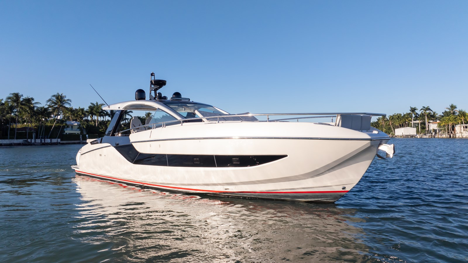 https://arconyachts.ams3.digitaloceanspaces.com/144842/conversions/large_4611920-optimize.jpg