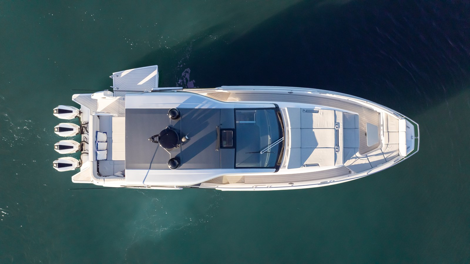 https://arconyachts.ams3.digitaloceanspaces.com/144853/conversions/large_4611924-optimize.jpg