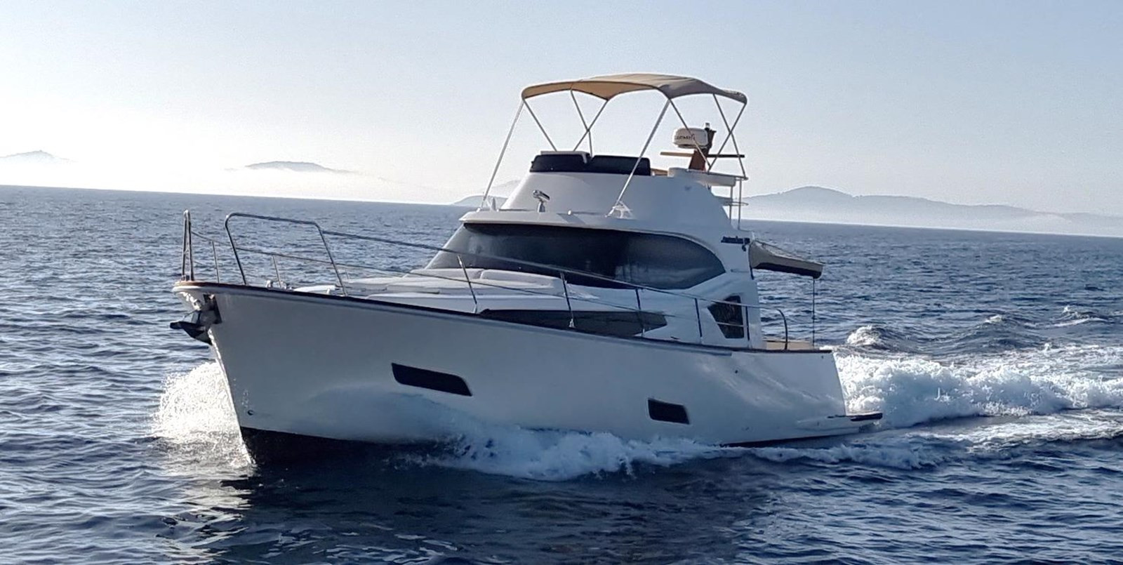 https://arconyachts.ams3.digitaloceanspaces.com/144919/conversions/large_4730215-optimize.jpg