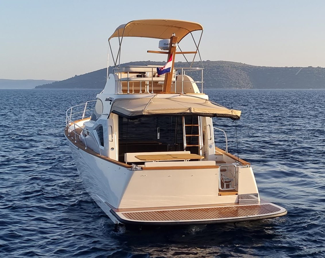 https://arconyachts.ams3.digitaloceanspaces.com/144927/conversions/large_4730207-optimize.jpg