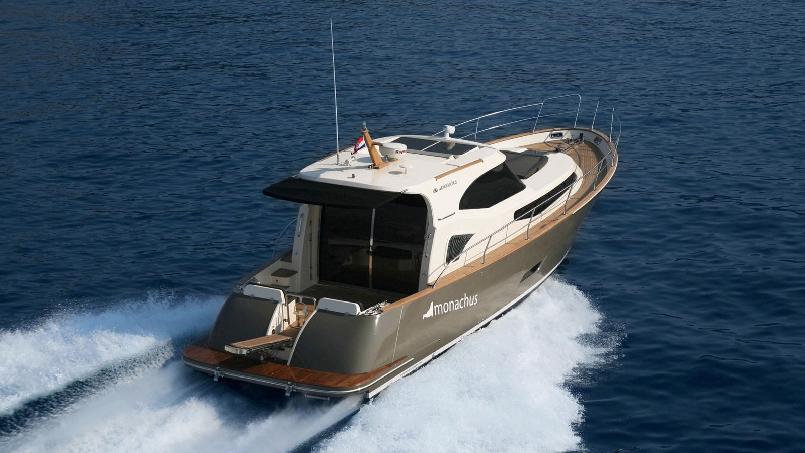 https://arconyachts.ams3.digitaloceanspaces.com/144991/conversions/large_4730255-optimize.jpg