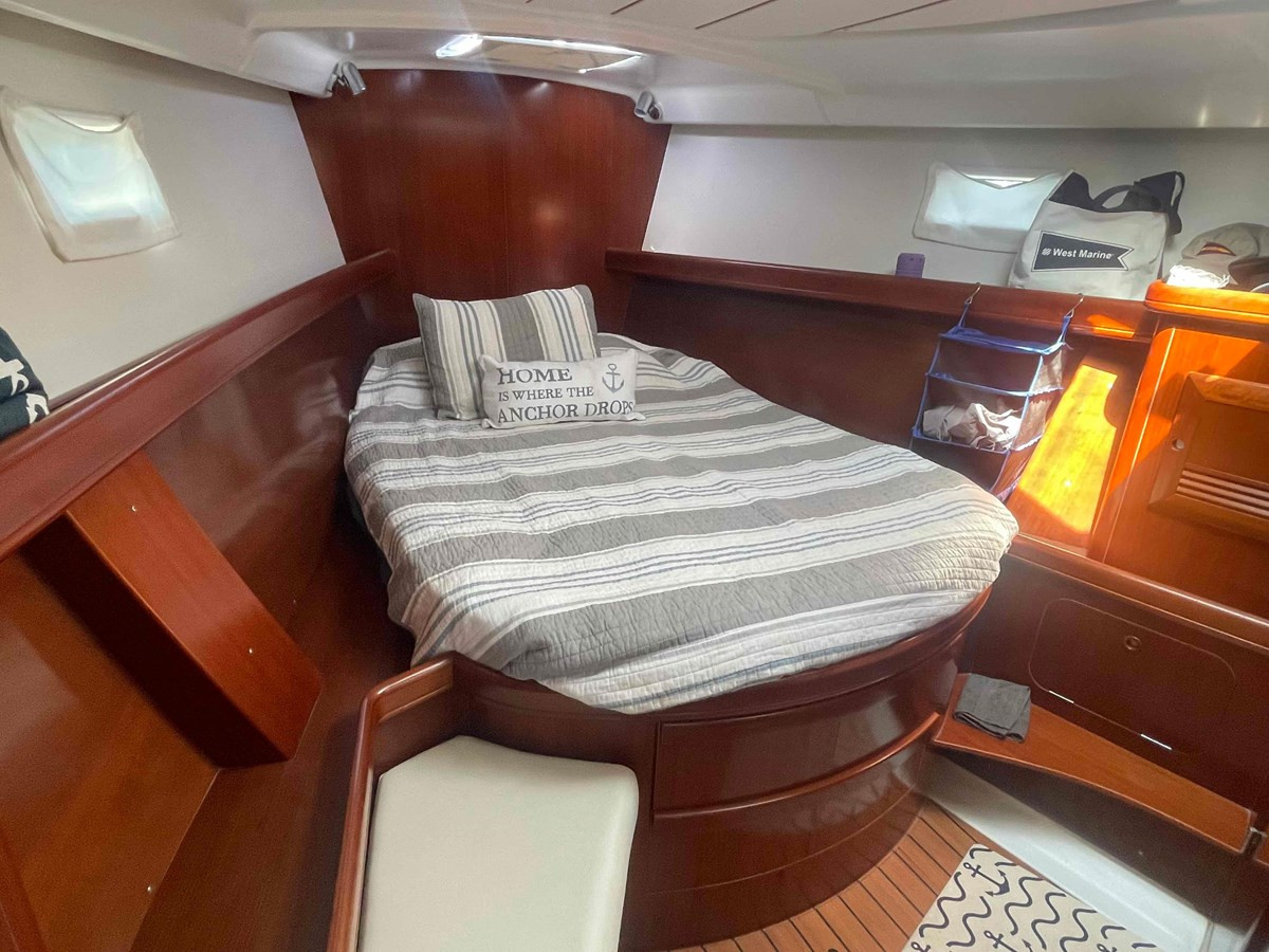 https://arconyachts.ams3.digitaloceanspaces.com/145040/conversions/large_4796784-optimize.jpg