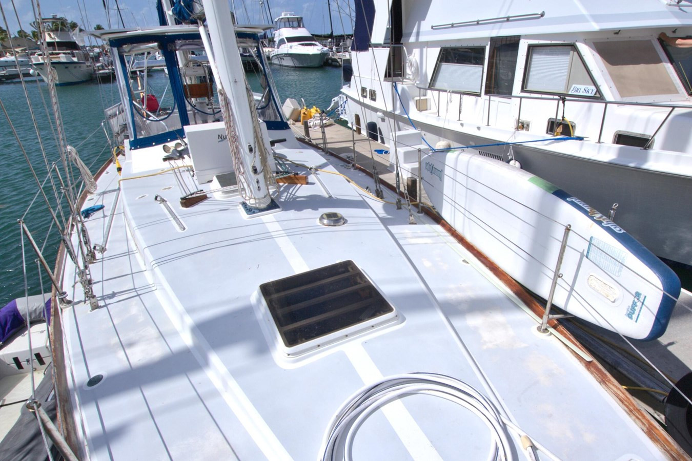https://arconyachts.ams3.digitaloceanspaces.com/145048/conversions/large_4824427-optimize.jpg