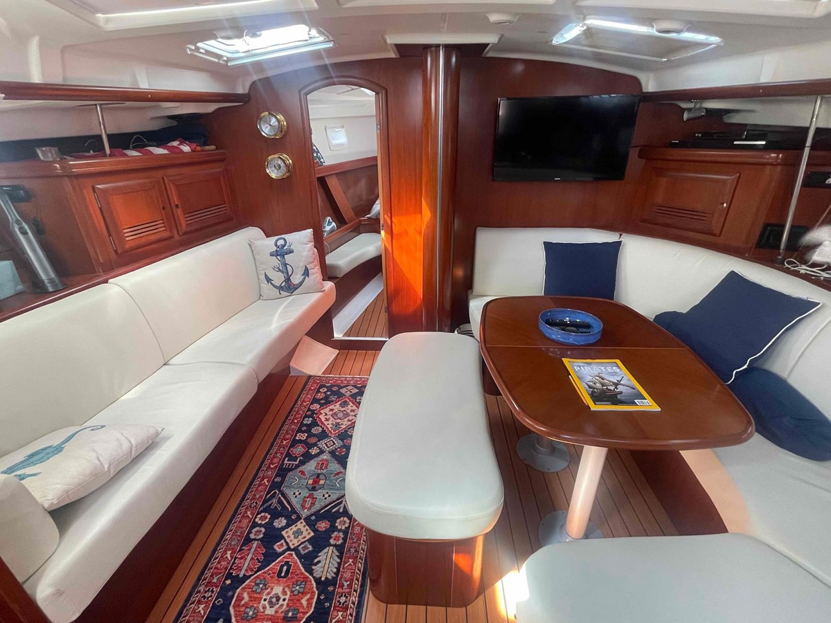 https://arconyachts.ams3.digitaloceanspaces.com/145055/conversions/large_4796789-optimize.jpg
