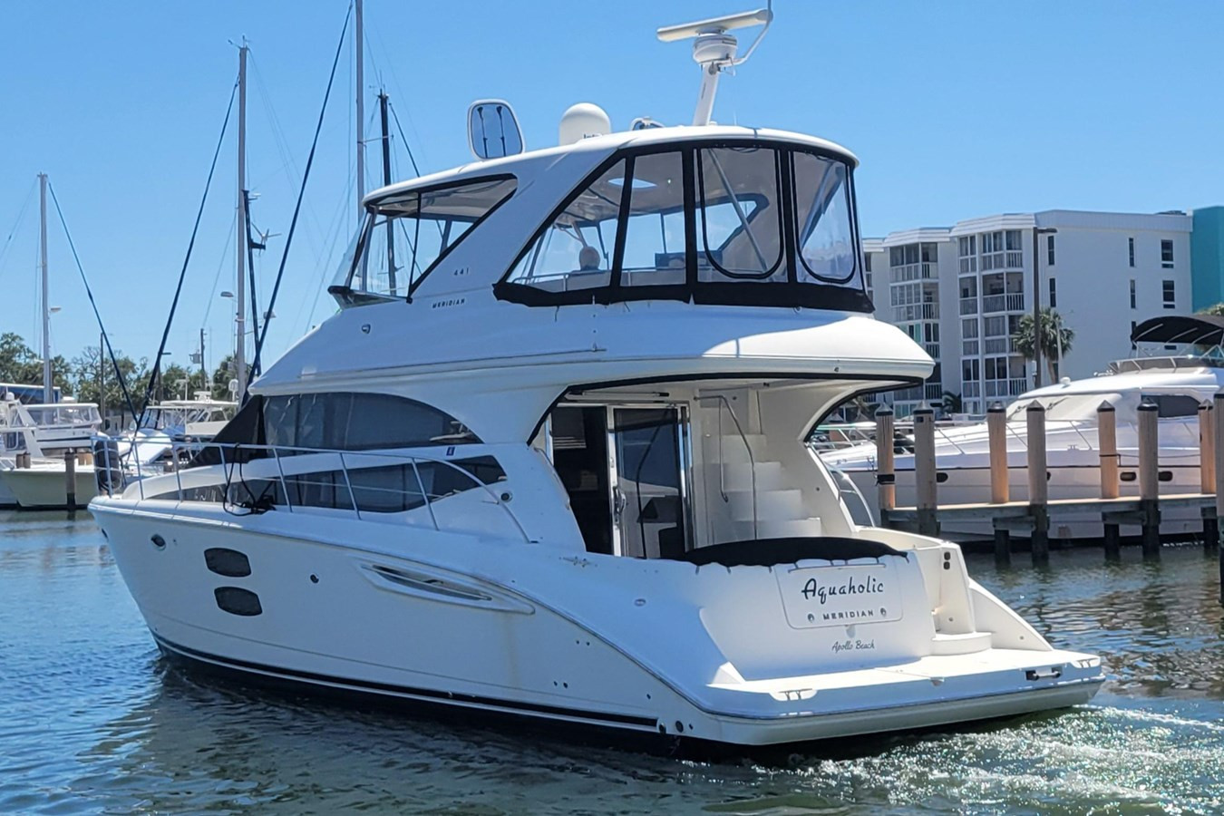 https://arconyachts.ams3.digitaloceanspaces.com/145072/conversions/large_4796651-optimize.jpg