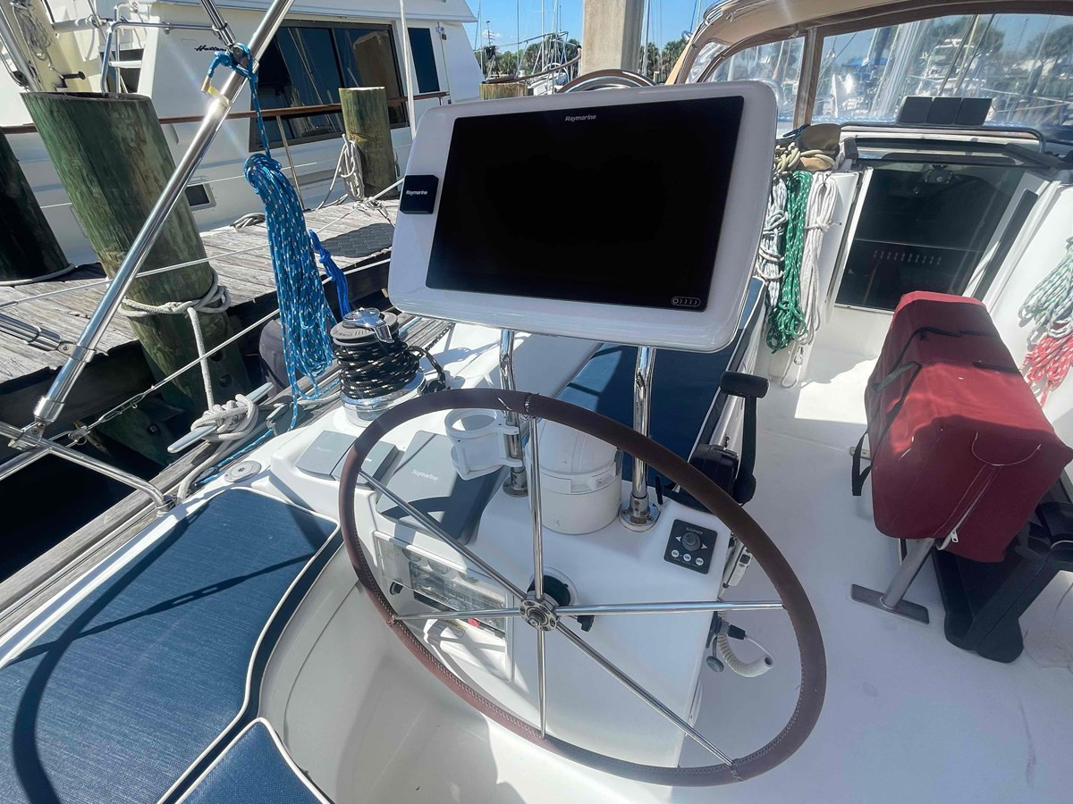 https://arconyachts.ams3.digitaloceanspaces.com/145081/conversions/large_4796798-optimize.jpg