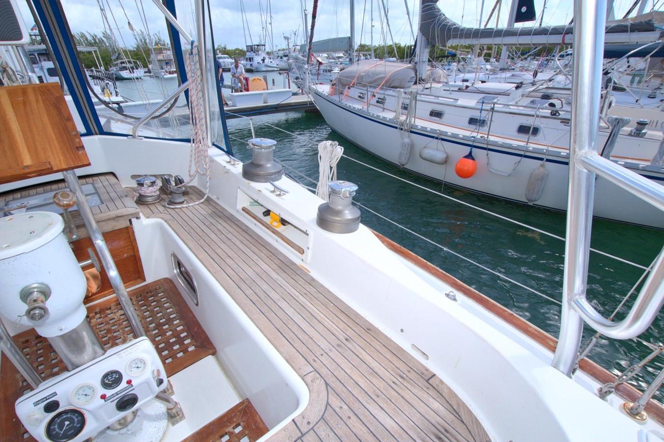 https://arconyachts.ams3.digitaloceanspaces.com/145091/conversions/large_4824442-optimize.jpg