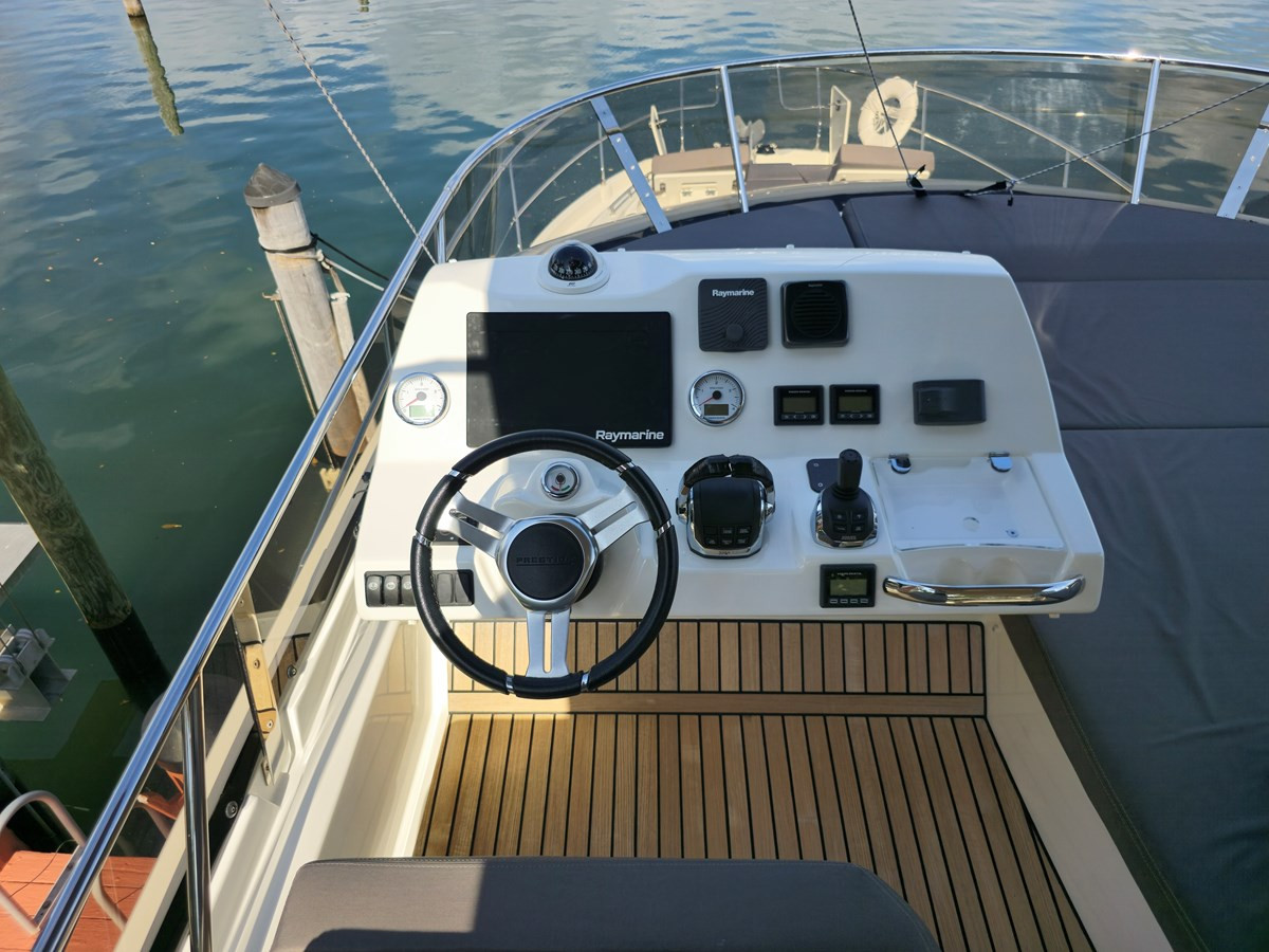 https://arconyachts.ams3.digitaloceanspaces.com/145139/conversions/large_4529600-optimize.jpg