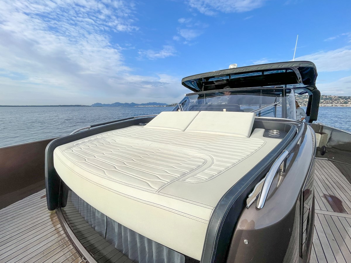 https://arconyachts.ams3.digitaloceanspaces.com/145305/conversions/large_4673246-optimize.jpg