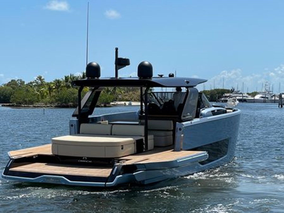 https://arconyachts.ams3.digitaloceanspaces.com/145347/conversions/large_4597090-optimize.jpg