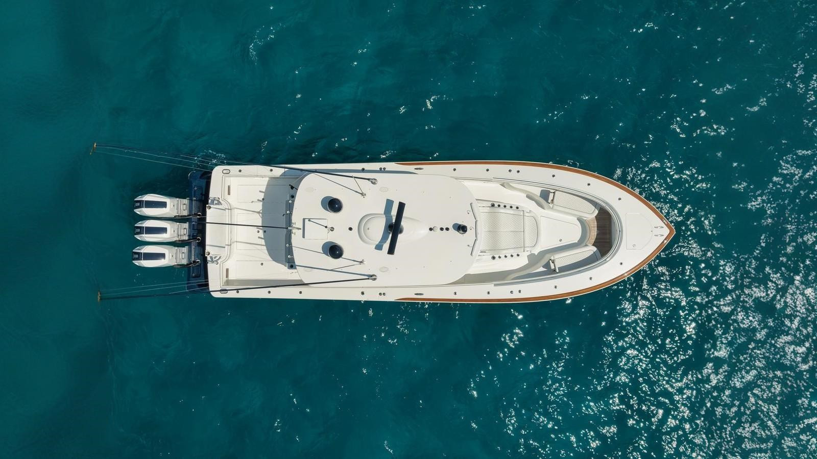 https://arconyachts.ams3.digitaloceanspaces.com/145368/conversions/large_4187538-optimize.jpg