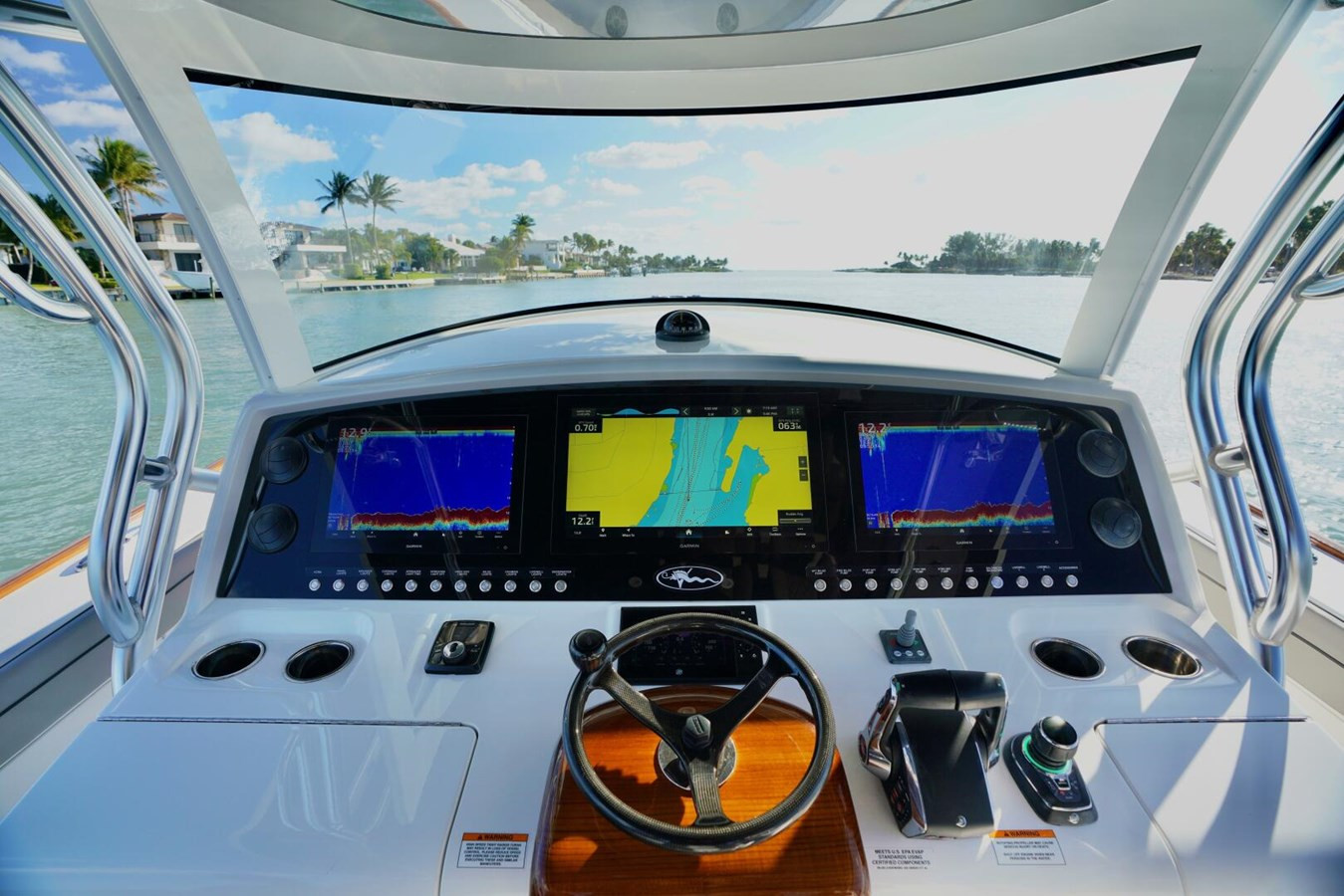 https://arconyachts.ams3.digitaloceanspaces.com/145440/conversions/large_4742533-optimize.jpg