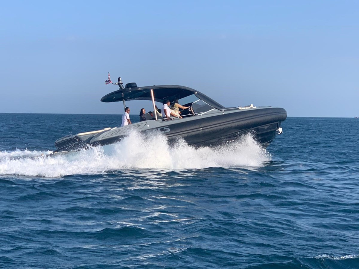 https://arconyachts.ams3.digitaloceanspaces.com/145521/conversions/large_2916937-optimize.jpg