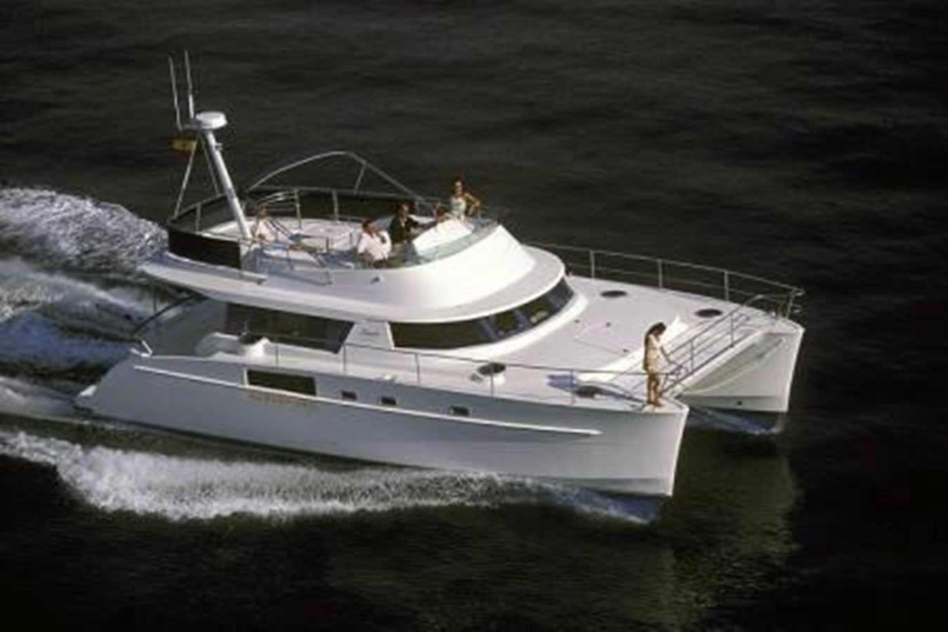 https://arconyachts.ams3.digitaloceanspaces.com/145615/conversions/large_39859-optimize.jpg