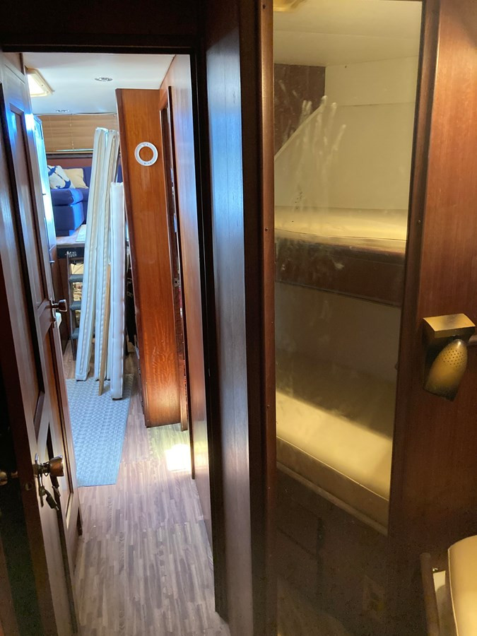 https://arconyachts.ams3.digitaloceanspaces.com/145723/conversions/large_3597755-optimize.jpg
