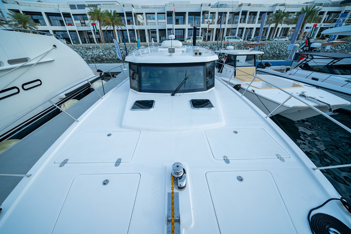 https://arconyachts.ams3.digitaloceanspaces.com/145880/conversions/large_4129129-optimize.jpg