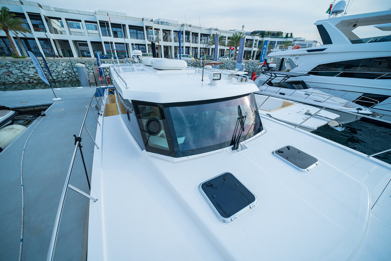 https://arconyachts.ams3.digitaloceanspaces.com/145884/conversions/large_4129130-optimize.jpg