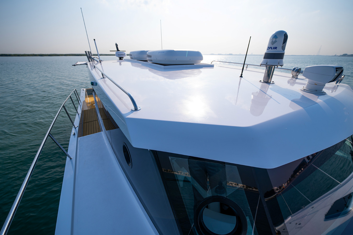 https://arconyachts.ams3.digitaloceanspaces.com/145886/conversions/large_4129131-optimize.jpg