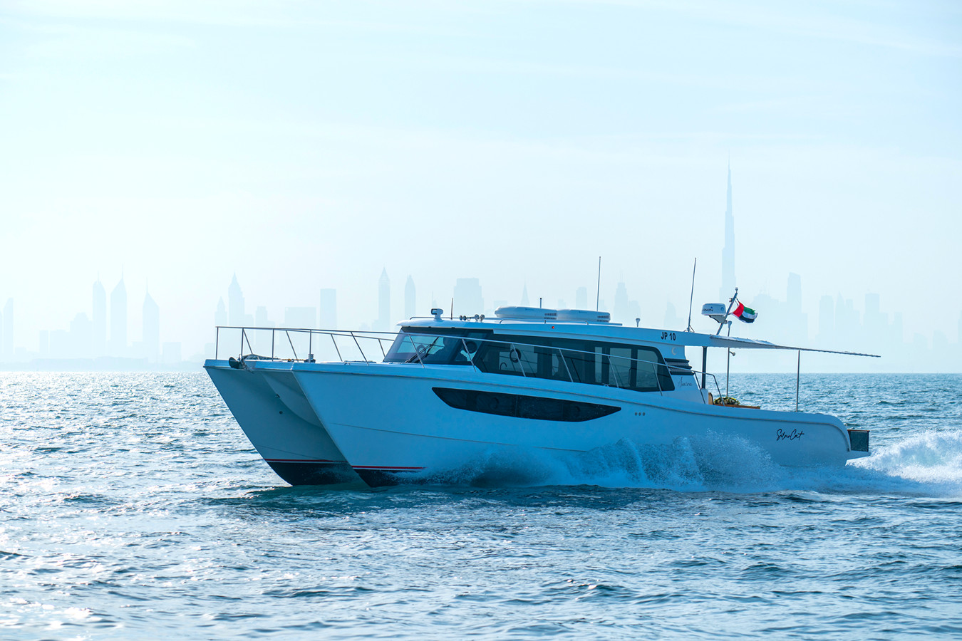 https://arconyachts.ams3.digitaloceanspaces.com/145899/conversions/large_4129135-optimize.jpg