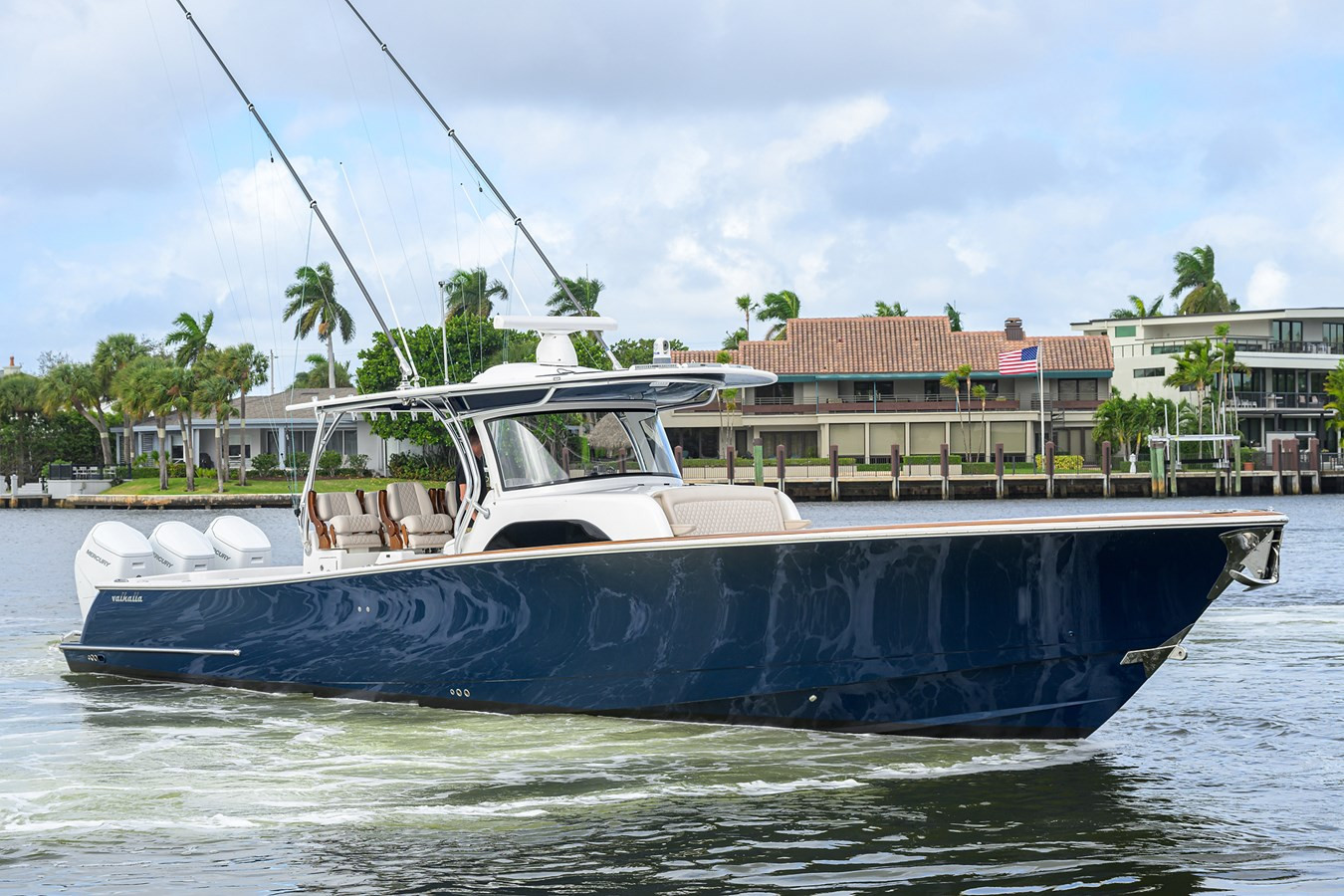 https://arconyachts.ams3.digitaloceanspaces.com/146099/conversions/large_4499827-optimize.jpg