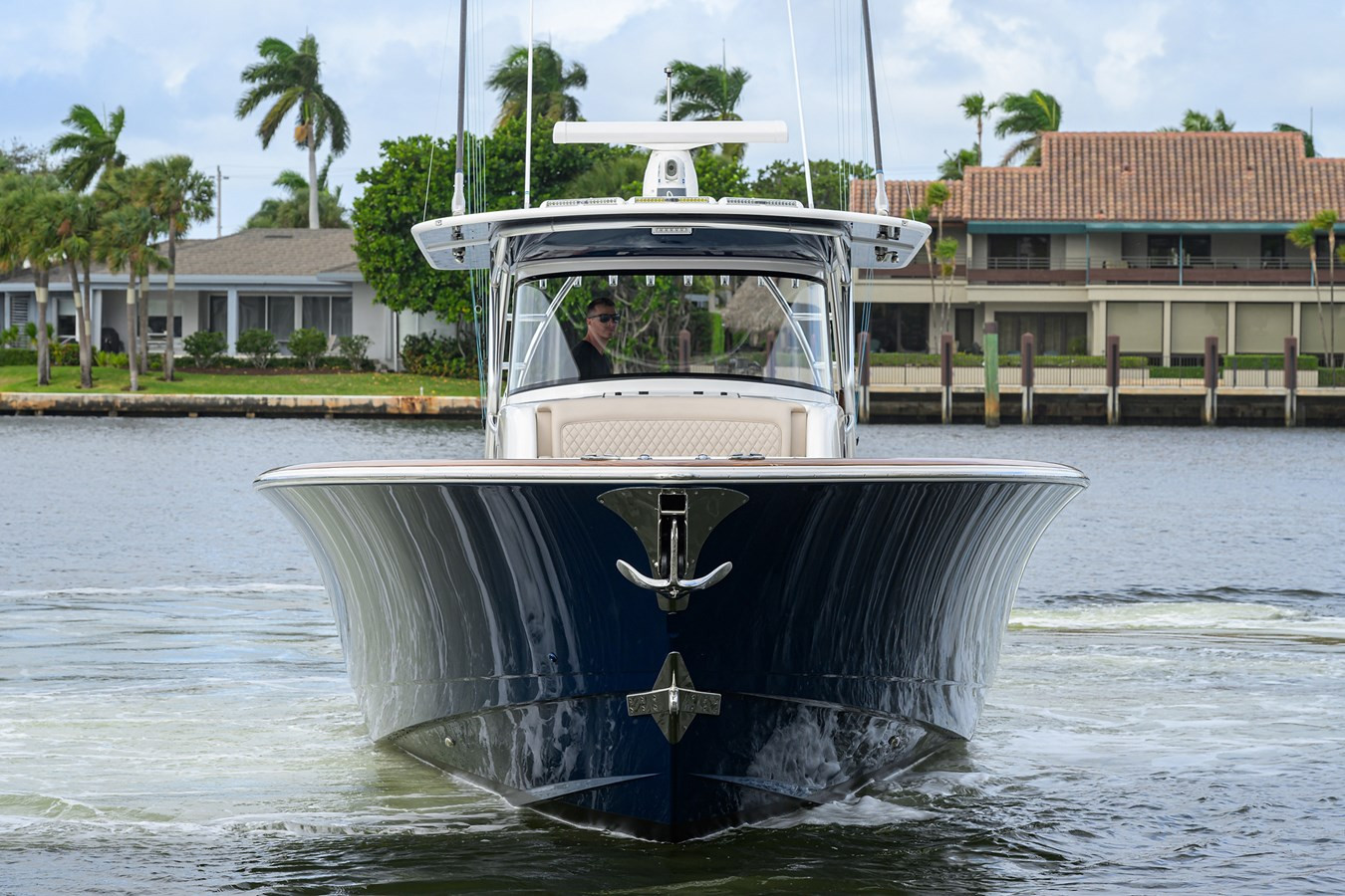 https://arconyachts.ams3.digitaloceanspaces.com/146102/conversions/large_4499828-optimize.jpg