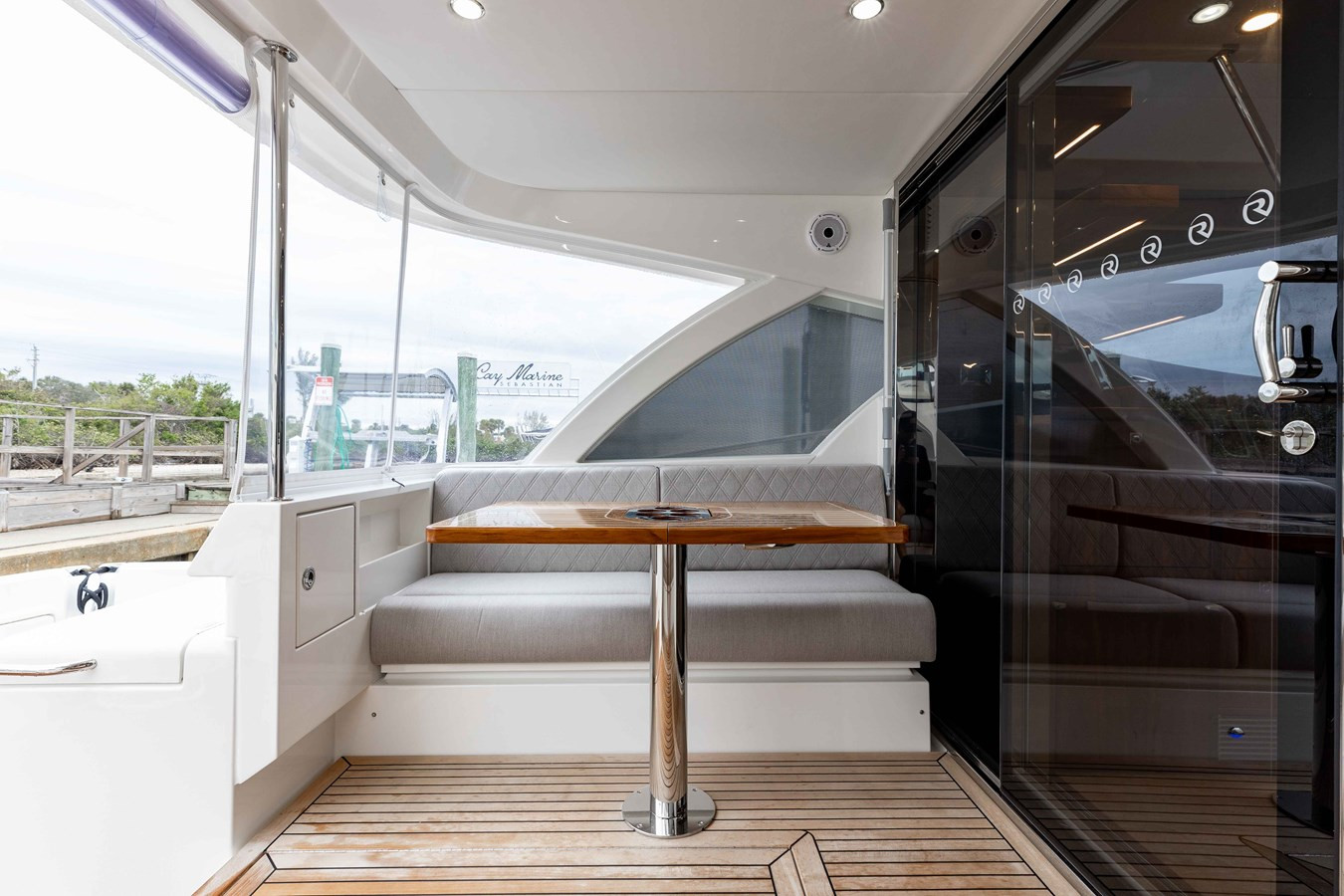 https://arconyachts.ams3.digitaloceanspaces.com/146189/conversions/large_4523155-optimize.jpg