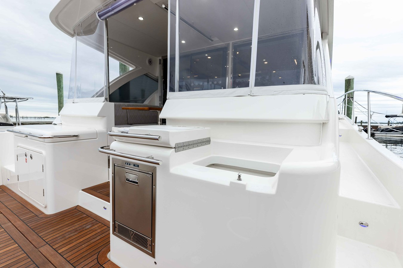 https://arconyachts.ams3.digitaloceanspaces.com/146206/conversions/large_4523161-optimize.jpg