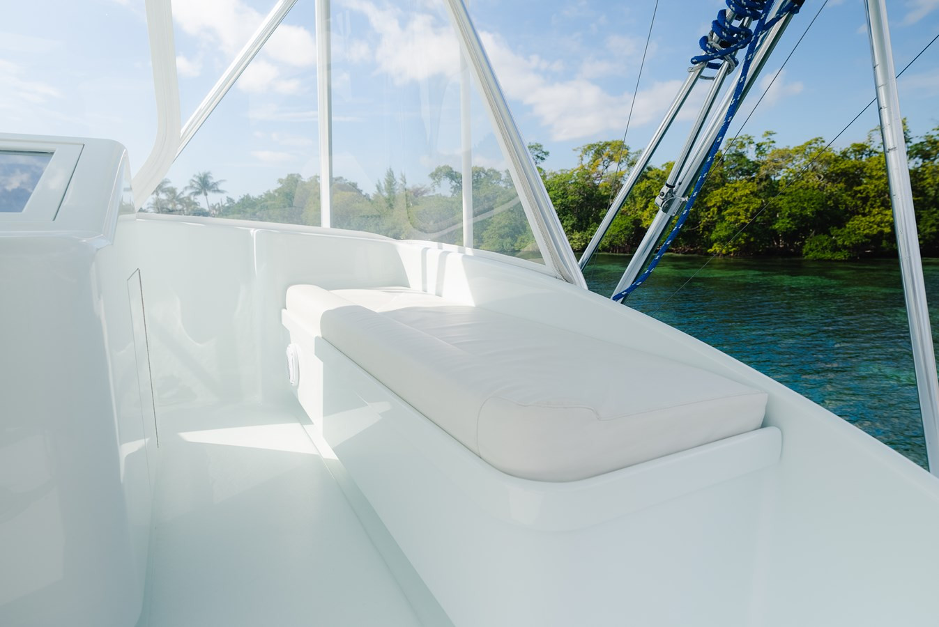 https://arconyachts.ams3.digitaloceanspaces.com/146278/conversions/large_4570794-optimize.jpg