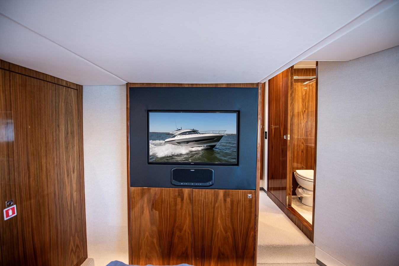 https://arconyachts.ams3.digitaloceanspaces.com/146526/conversions/large_4655738-optimize.jpg