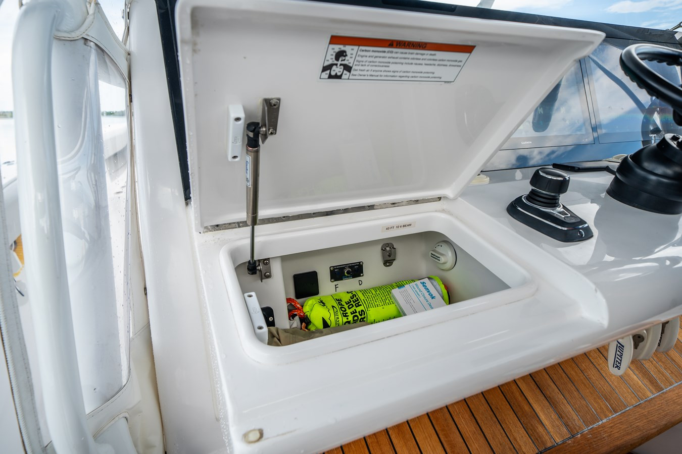 https://arconyachts.ams3.digitaloceanspaces.com/146596/conversions/large_4800444-optimize.jpg