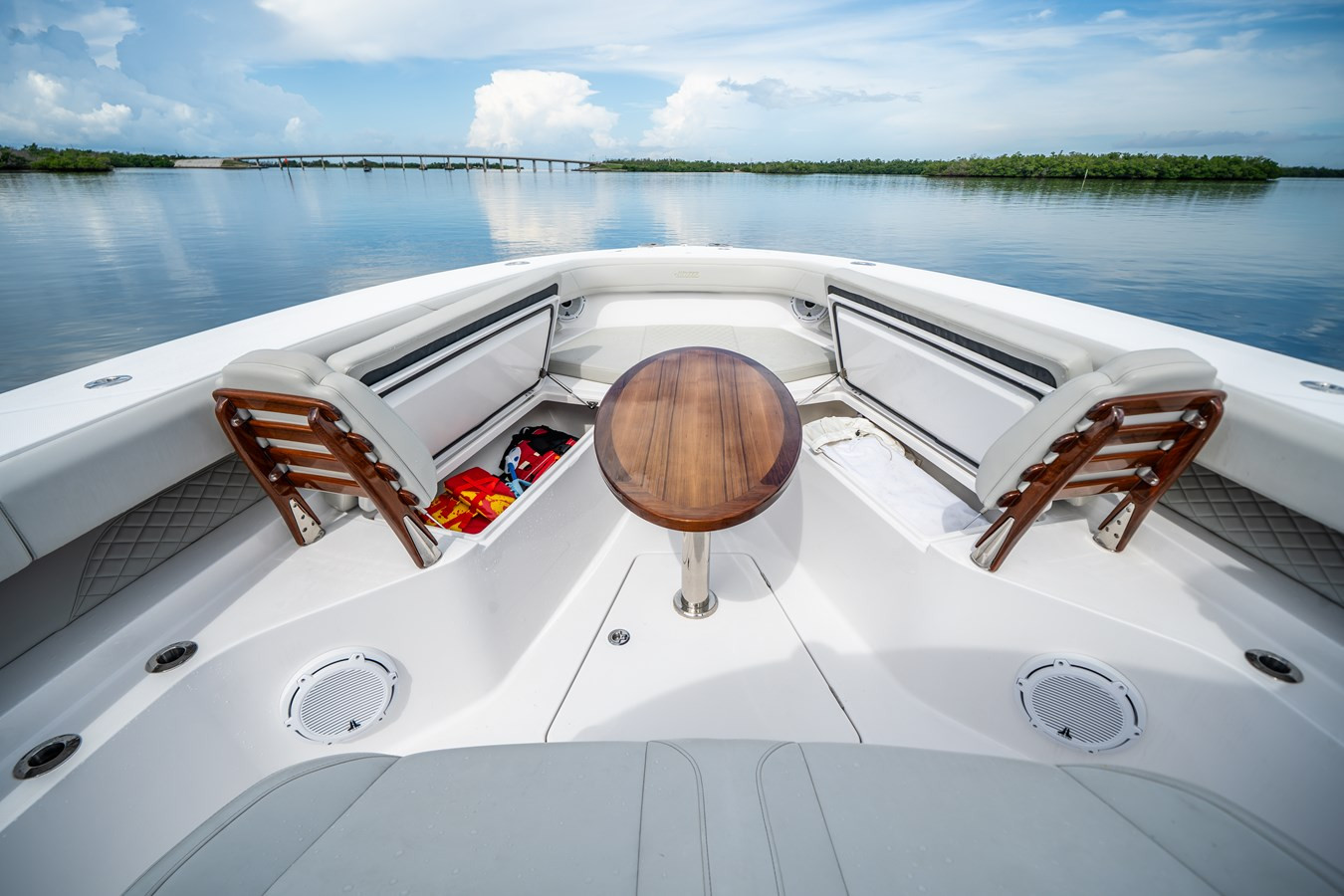 https://arconyachts.ams3.digitaloceanspaces.com/146608/conversions/large_4800449-optimize.jpg