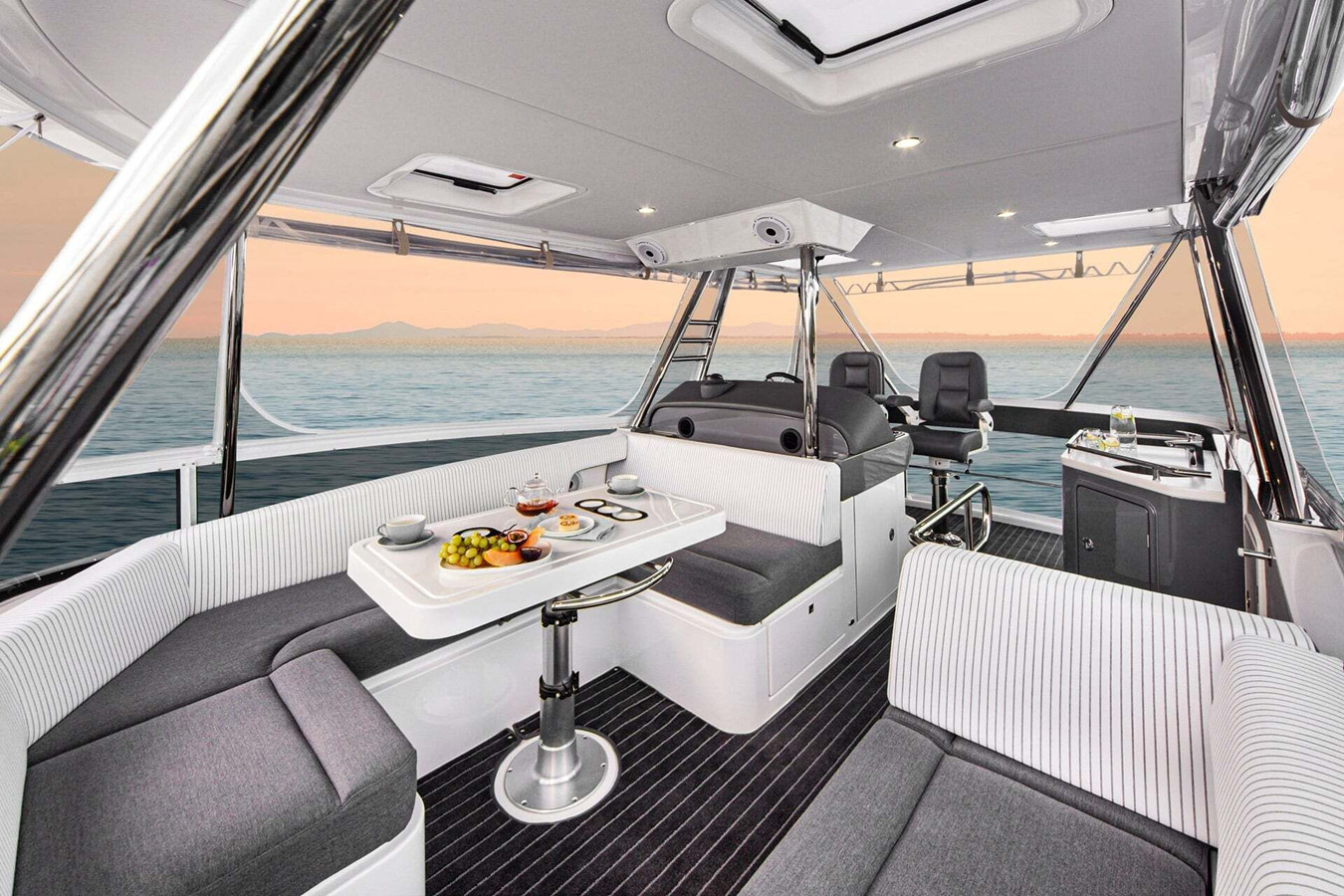 https://arconyachts.ams3.digitaloceanspaces.com/146643/conversions/large_4840199-optimize.jpg