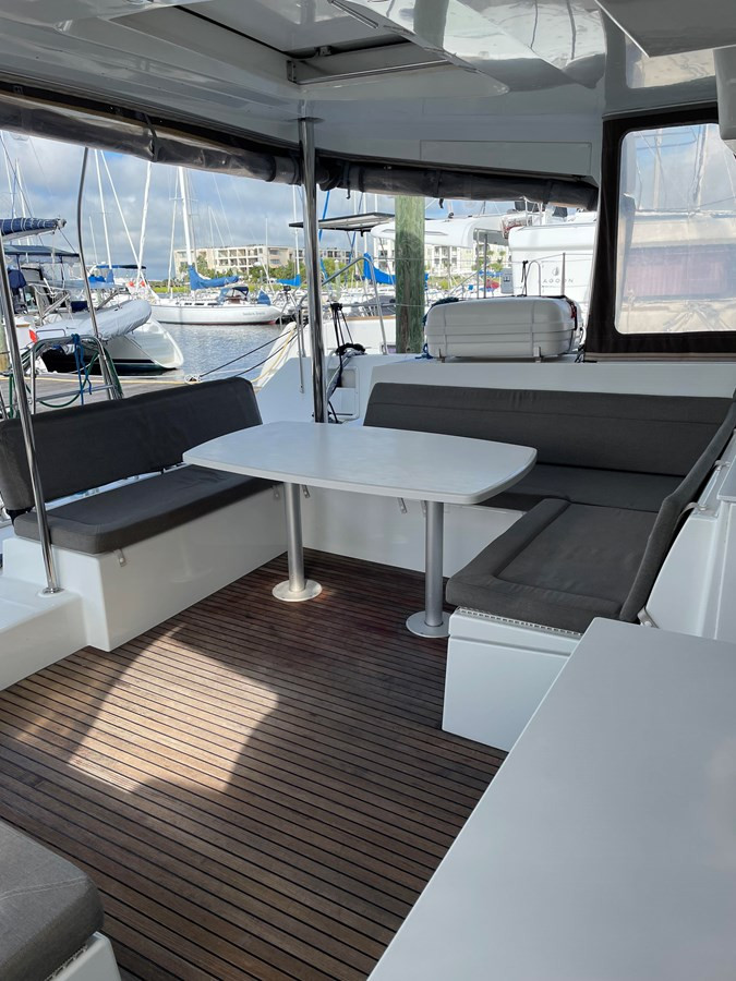 https://arconyachts.ams3.digitaloceanspaces.com/146894/conversions/large_4398101-optimize.jpg