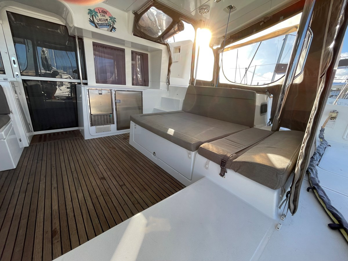 https://arconyachts.ams3.digitaloceanspaces.com/146899/conversions/large_4398103-optimize.jpg