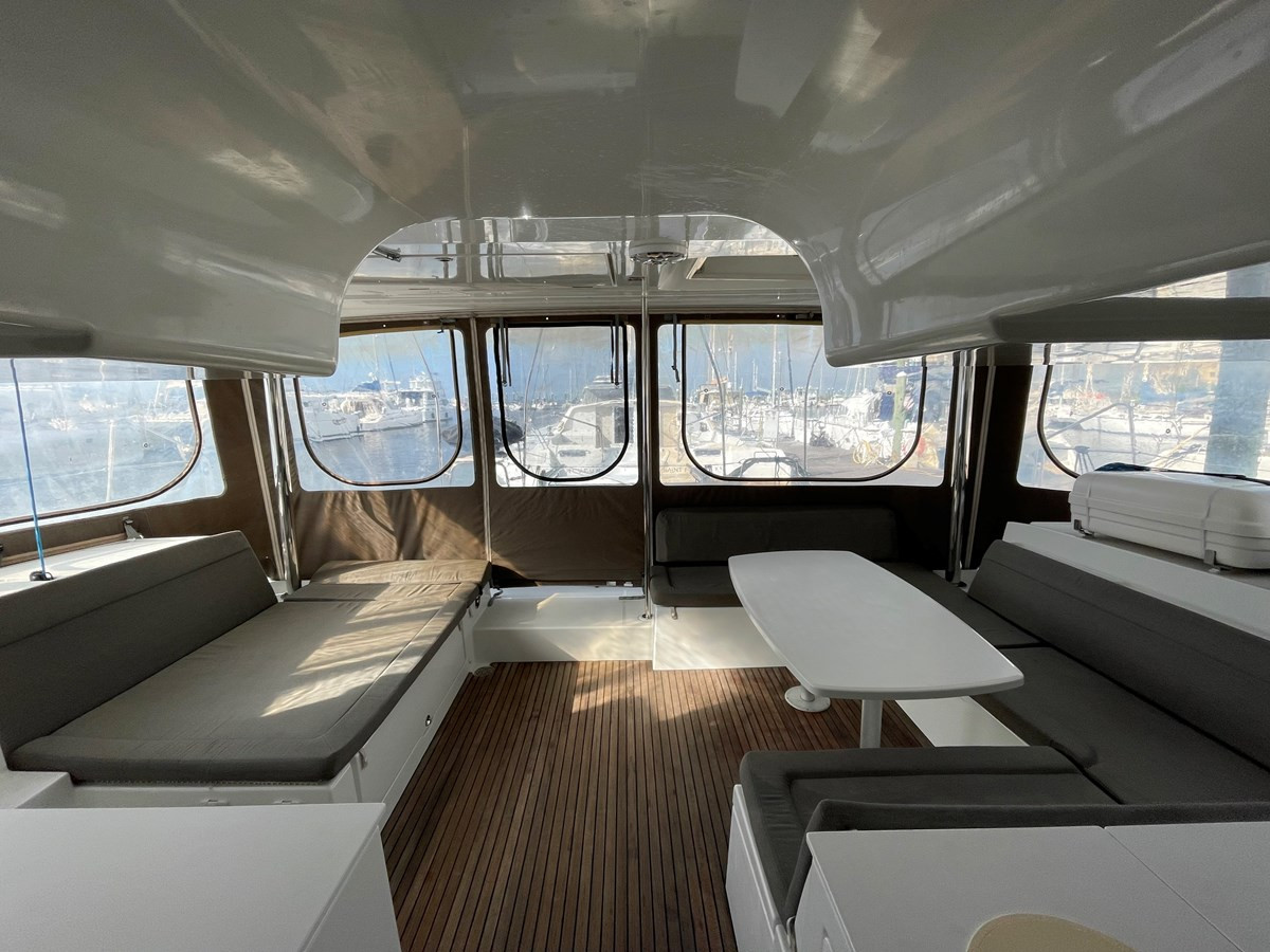 https://arconyachts.ams3.digitaloceanspaces.com/146914/conversions/large_4398109-optimize.jpg