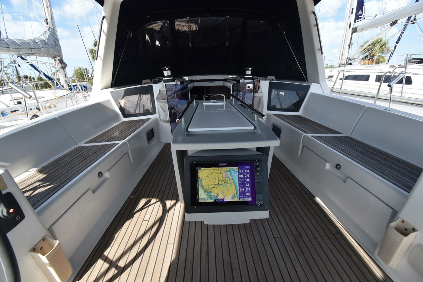 https://arconyachts.ams3.digitaloceanspaces.com/146934/conversions/large_4611127-optimize.jpg