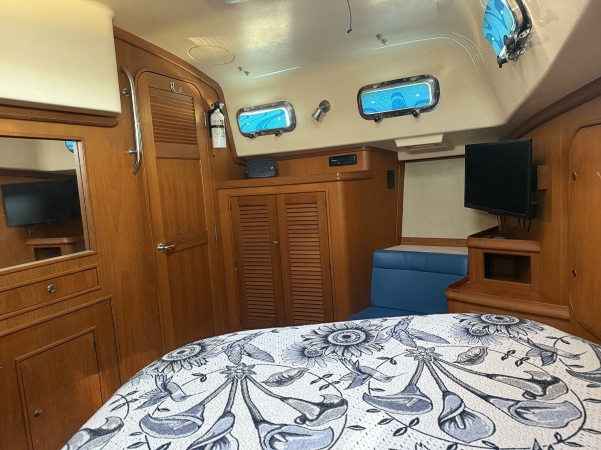 https://arconyachts.ams3.digitaloceanspaces.com/147000/conversions/large_4855243-optimize.jpg
