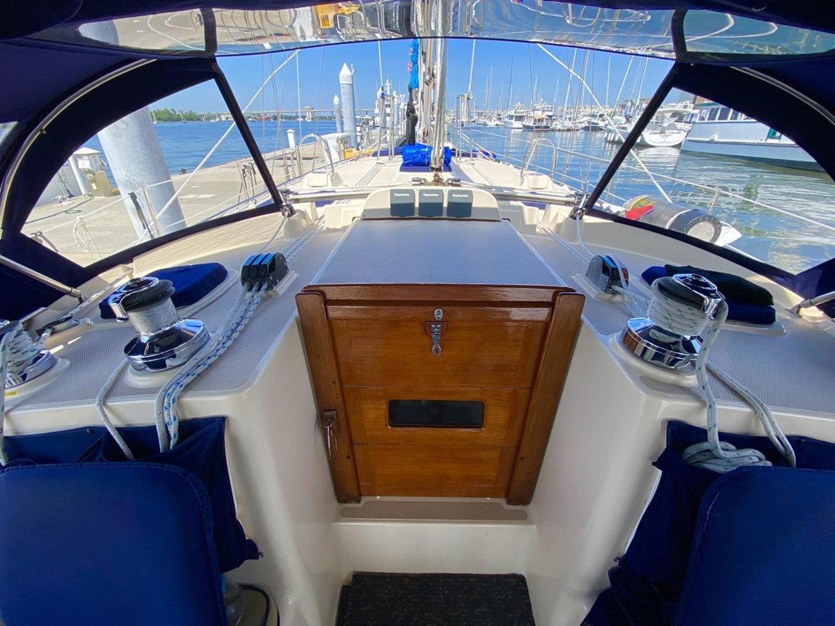https://arconyachts.ams3.digitaloceanspaces.com/147031/conversions/large_4855291-optimize.jpg