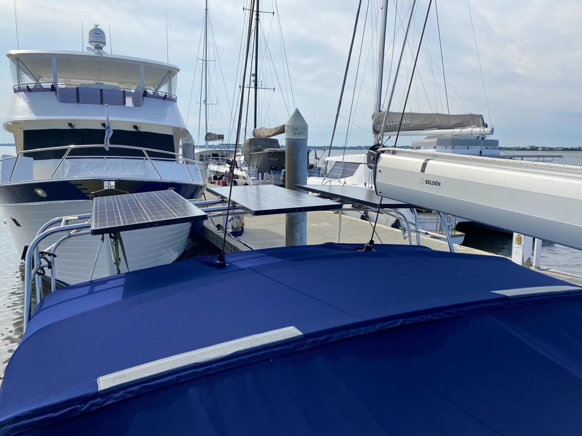https://arconyachts.ams3.digitaloceanspaces.com/147102/conversions/large_4855318-optimize.jpg