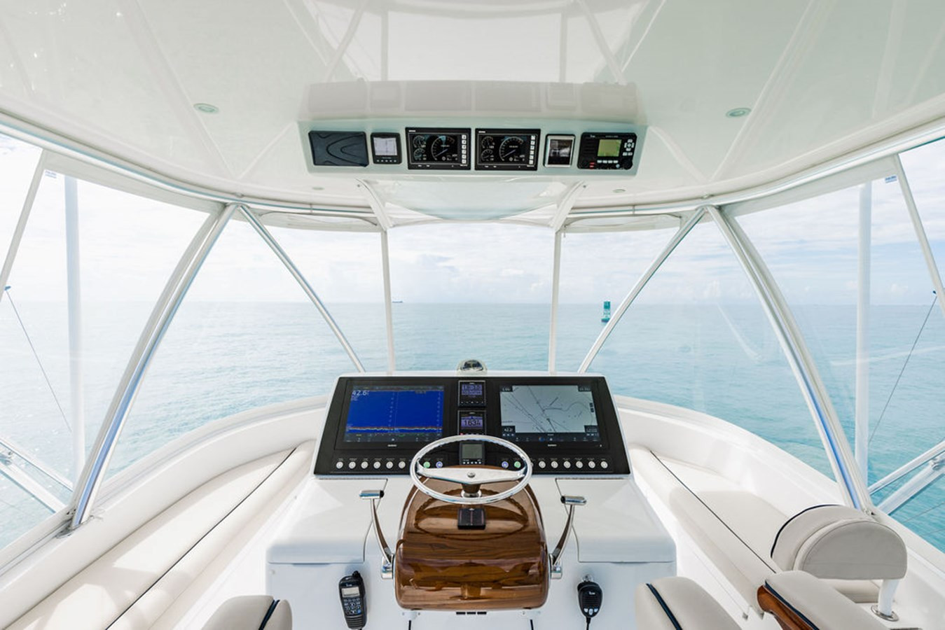 https://arconyachts.ams3.digitaloceanspaces.com/147362/conversions/large_4383312-optimize.jpg