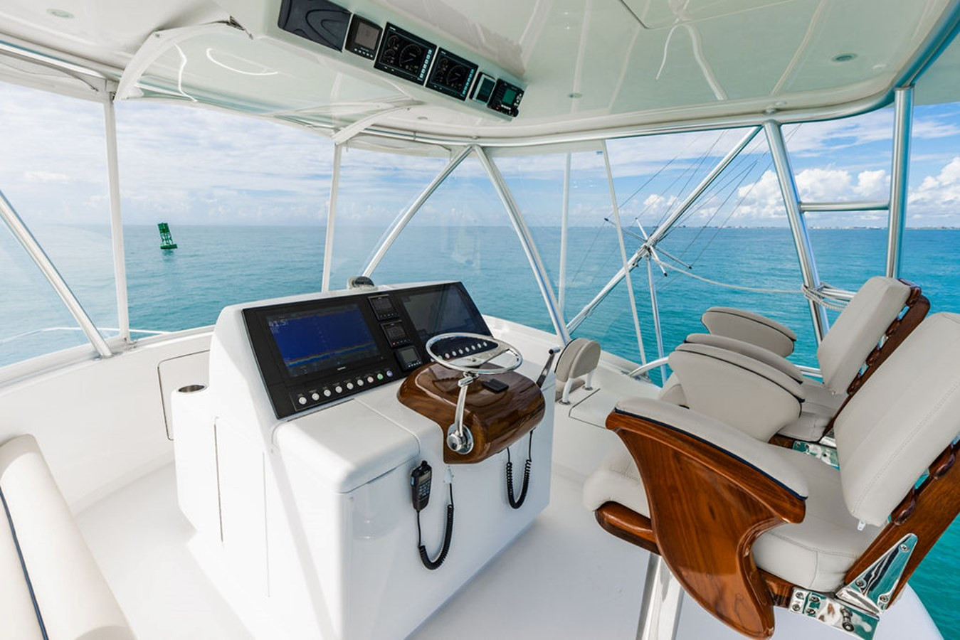 https://arconyachts.ams3.digitaloceanspaces.com/147368/conversions/large_4383314-optimize.jpg
