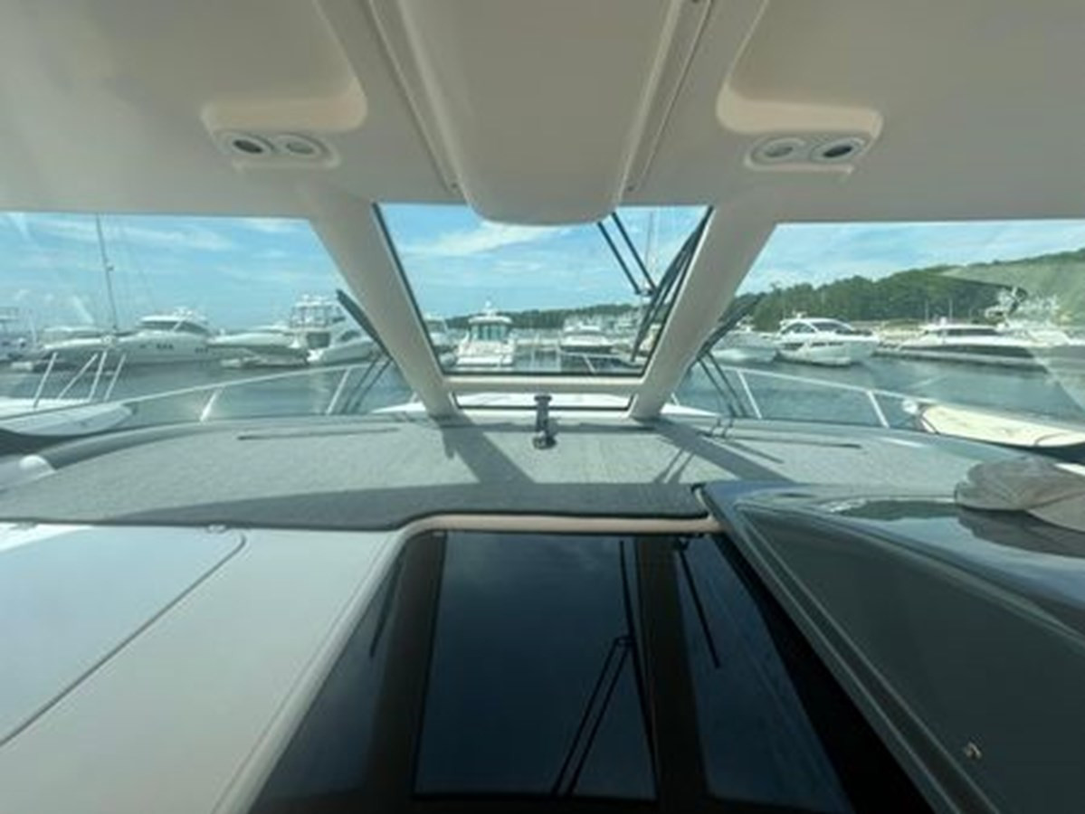 https://arconyachts.ams3.digitaloceanspaces.com/147521/conversions/large_4600751-optimize.jpg