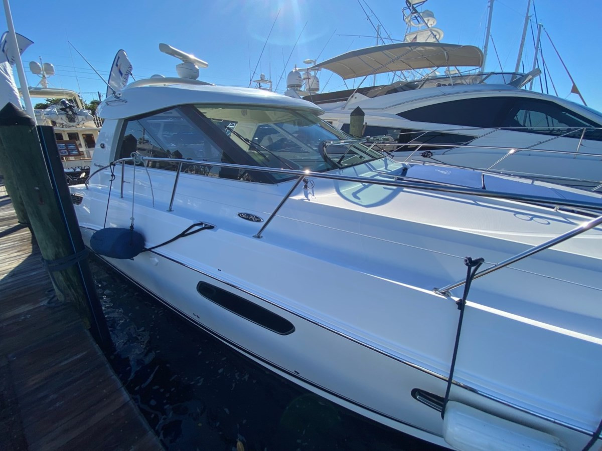https://arconyachts.ams3.digitaloceanspaces.com/147617/conversions/large_3433492-optimize.jpg