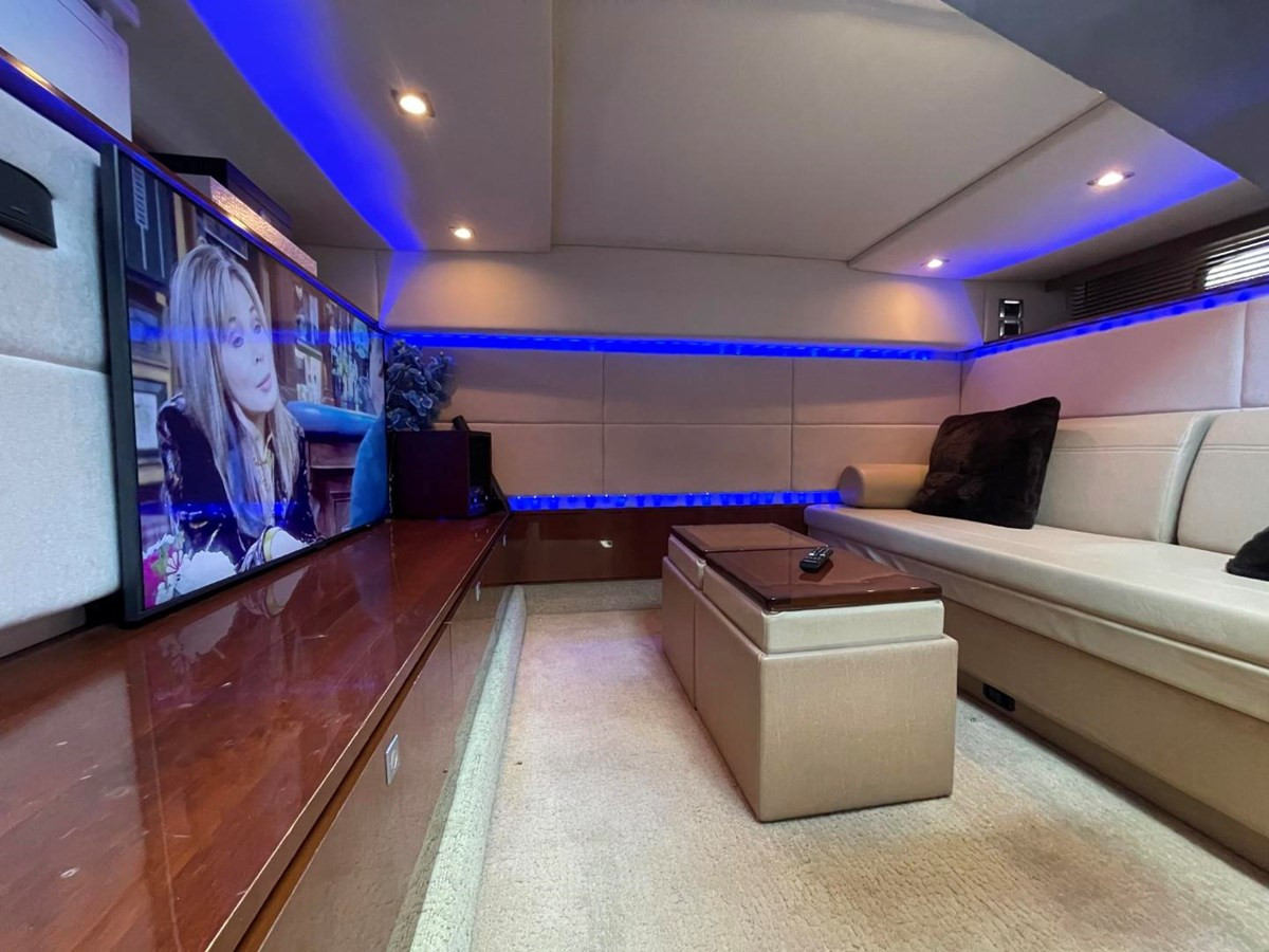 https://arconyachts.ams3.digitaloceanspaces.com/147769/conversions/large_3538367-optimize.jpg