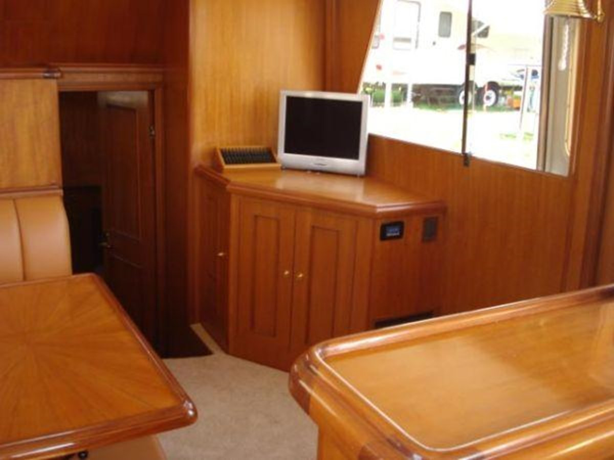 https://arconyachts.ams3.digitaloceanspaces.com/147791/conversions/large_2798329-optimize.jpg